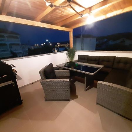 Apartman Mate Lopar Zewnętrze zdjęcie