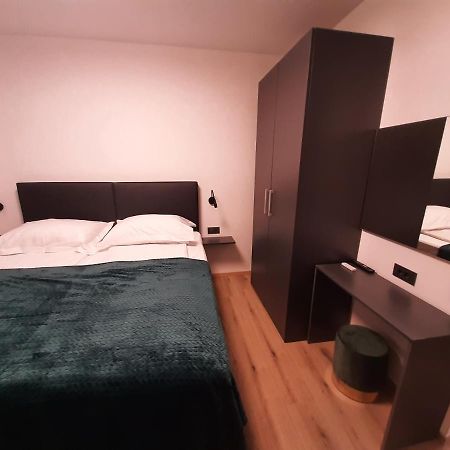 Apartman Mate Lopar Zewnętrze zdjęcie