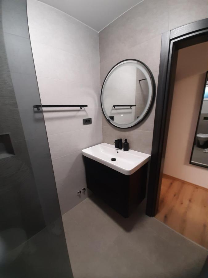 Apartman Mate Lopar Zewnętrze zdjęcie